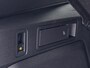 Volkswagen Tiguan 1.5 eHybrid R-Line Edition Automaat - Panoramaschuif-kanteldak - IQ light - Trekhaak - Navigatie - Park Assist - 360 Camera
