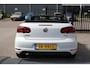 Volkswagen Golf Cabriolet 1.4 TSI Automaat! Stoelverwarming/Cruise control/Climate control/Navigatie/Parkeer assistent/Vermoeidheids herkenning 2E PINKSTERDAG GEOPEND VAN 12:00 TOT 17:00 (ROTTERDAM&HELLEVOETSLUIS)
