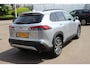 Toyota Corolla Cross 2.0 Style Hybrid 200 | Elektrische klep | Draadloze lader | Parkeersensoren voor |