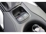 Toyota Corolla Cross 2.0 Style Hybrid 200 | Elektrische klep | Draadloze lader | Parkeersensoren voor |