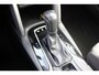 Toyota Corolla Cross 2.0 Style Hybrid 200 | Elektrische klep | Draadloze lader | Parkeersensoren voor |