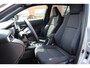Toyota Corolla Cross 2.0 Style Hybrid 200 | Elektrische klep | Draadloze lader | Parkeersensoren voor |