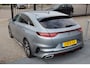 Kia ProCeed 1.0 T-GDI GT-Line Nederlandse auto! Apple carplay/Achteruitrijcamera/Stoelverwarming/Stuurverwarming/Cruise control/Lane assist/Climate control/Parkeersensoren/DAB/Navigatie 2E PINKSTERDAG GEOPEND VAN 12:00 TOT 17:00 (ROTTERDAM&HELLEVOETSLUIS)