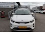 Kia Stonic 1.0 T-GDi DynamicLine Achteruitrijcamera/Apple carplay/Navigatie/Cruise control/DAB/Airco 2E PINKSTERDAG GEOPEND VAN 12:00 TOT 17:00 (ROTTERDAM&HELLEVOETSLUIS)