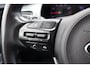 Kia Stonic 1.0 T-GDi DynamicLine Achteruitrijcamera/Apple carplay/Navigatie/Cruise control/DAB/Airco 2E PINKSTERDAG GEOPEND VAN 12:00 TOT 17:00 (ROTTERDAM&HELLEVOETSLUIS)