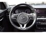 Kia Niro EV e-Niro DynamicPlusLine 64 kWh Dealeronderhouden! Achteruitrijcamera/Apple carplay/Adaptieve cruise control/Lane assist/Stoelverwarming/Stuurverwarming/DAB/Navigatie 2E PINKSTERDAG GEOPEND VAN 12:00 TOT 17:00 (ROTTERDAM&HELLEVOETSLUIS)