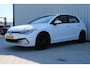 Volkswagen Golf 1.5 TSI Life | Incl. 12 maanden garantie | Adaptieve cruise control | Apple carplay/Android auto | Parkeersensoren | Digitale cockpit | Navigatie | DAB radio |