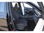 Lynk & Co 01 276PK Automaat Core / Adaptieve cruise control / Stoel - en stuurwielverarming / Parkeersensoren met camera / Apple carplay / Trekhaak / Metallic lak / 19" lichtmetalen velgen