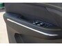 Lynk & Co 01 276PK Automaat Core / Adaptieve cruise control / Stoel - en stuurwielverarming / Parkeersensoren met camera / Apple carplay / Trekhaak / Metallic lak / 19" lichtmetalen velgen