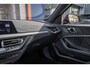 BMW 1-Serie 118i M-Sport | 17 inch | Virtual Cockpit | LED | Navigatie | Cruise Control | Airco (automatisch) | Lichtmetalen velgen 5-spaaks 17" | M Aerodynamica