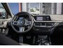 BMW 1-Serie 118i M-Sport | 17 inch | Virtual Cockpit | LED | Navigatie | Cruise Control | Airco (automatisch) | Lichtmetalen velgen 5-spaaks 17" | M Aerodynamica