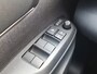 Toyota Yaris Cross 1.5 Hybrid Dynamic | HUD | Sensoren v/a | El. Achterklep | Stoel