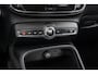 Volvo XC40 1.5 T5 Recharge pro Camera | PDC | Elektrische kofferbak | Navigatie | Voorruitverwarming | Adaptive cruise control