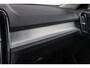 Volvo XC40 1.5 T5 Recharge pro Camera | PDC | Elektrische kofferbak | Navigatie | Voorruitverwarming | Adaptive cruise control