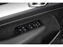 Volvo XC40 1.5 T5 Recharge pro Camera | PDC | Elektrische kofferbak | Navigatie | Voorruitverwarming | Adaptive cruise control