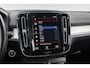 Volvo XC40 1.5 T5 Recharge pro Camera | PDC | Elektrische kofferbak | Navigatie | Voorruitverwarming | Adaptive cruise control