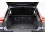 Volvo XC40 1.5 T5 Recharge pro Camera | PDC | Elektrische kofferbak | Navigatie | Voorruitverwarming | Adaptive cruise control