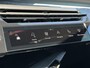 Peugeot e-5008 GT 73 kWh | Trekhaak | Parkeercamera/-sensoren | Elektrische kofferklep | Keyless Entry/Start | Stoelverwarming/-massage | Alcantara | Elektrische stoelen met geheugen | Climate Control |