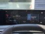 Peugeot e-5008 GT 73 kWh | Trekhaak | Parkeercamera/-sensoren | Elektrische kofferklep | Keyless Entry/Start | Stoelverwarming/-massage | Alcantara | Elektrische stoelen met geheugen | Climate Control |