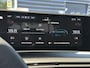 Peugeot e-5008 GT 73 kWh | Trekhaak | Parkeercamera/-sensoren | Elektrische kofferklep | Keyless Entry/Start | Stoelverwarming/-massage | Alcantara | Elektrische stoelen met geheugen | Climate Control |