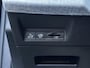 Peugeot e-5008 GT 73 kWh | Trekhaak | Parkeercamera/-sensoren | Elektrische kofferklep | Keyless Entry/Start | Stoelverwarming/-massage | Alcantara | Elektrische stoelen met geheugen | Climate Control |
