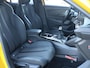 Peugeot 208 1.2 100pk GT-Line | Stoelverwarming | Lichtmetalen velgen | Navigatie | Parkeersensoren rondom + Achterruitrijcamera |