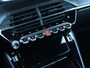 Peugeot 208 1.2 100pk GT-Line | Stoelverwarming | Lichtmetalen velgen | Navigatie | Parkeersensoren rondom + Achterruitrijcamera |