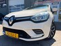 Renault Clio Estate 0.9 TCe Zen met navigatie en bluetooth telefoon / media en cruise controle en airco
