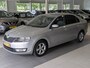 Skoda Rapid 1.2 TSI Greentech Elegance Businessline NAP 29.752km, Airco, Cruise Control, Trekhaak, Stuurbekrachtiging