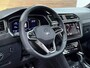 Volkswagen Tiguan Allspace All-Space 2.0 TSI 4Motion Highline Business 3x R-Line | 7 pers | HUD | Panoramadak | Navigatie | 19' inch
