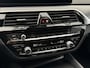 BMW 5-Serie Touring 530e xDrive M-Sport | Trekhaak | 360 | Elektrische stoelen | Shadow Line | Sfeerverlichting | Carplay | Memory