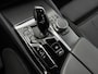 BMW 5-Serie Touring 530e xDrive M-Sport | Trekhaak | 360 | Elektrische stoelen | Shadow Line | Sfeerverlichting | Carplay | Memory