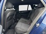 BMW 5-Serie Touring 530e xDrive M-Sport | Trekhaak | 360 | Elektrische stoelen | Shadow Line | Sfeerverlichting | Carplay | Memory