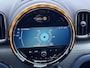 MINI Countryman 1.5 Cooper S E ALL4 PHEV MINI Yours Automaat / Dealer onderhouden / Leder / Schuifdak / Elektrische stoelen / Harman Kardon / Adaptieve CC / HUD / Achteruitrijcamera / Parkeer assistent / Apple Carplay Android /