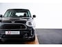 MINI Countryman 1.5 Cooper Panoramdak - Active Cruise Control - Driving/park Assistant - Harman Kardon - Achteruitrijcamera - Comfort acces - Elektrisch verwarmbare/verstelbare voorstoelen -