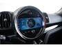 MINI Countryman 1.5 Cooper Panoramdak - Active Cruise Control - Driving/park Assistant - Harman Kardon - Achteruitrijcamera - Comfort acces - Elektrisch verwarmbare/verstelbare voorstoelen -