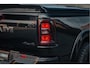 Dodge Ram 1500 Night Premium | Full Option | De Meest Luxe Pick-Up in zijn Klasse | Comfortabele Dubbele Cabine met Royale 5 Zitplaatsen | BPM vrij | Nu Leverbaar uit Voorraad | Voorraad Nr 2200 - 0886 | De specialist in Amerikaanse pick‑ups in Nederland en Europa.