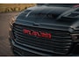 Dodge Ram 1500 Night Premium | Full Option | De Meest Luxe Pick-Up in zijn Klasse | Comfortabele Dubbele Cabine met Royale 5 Zitplaatsen | BPM vrij | Nu Leverbaar uit Voorraad | Voorraad Nr 2200 - 0886 | De specialist in Amerikaanse pick‑ups in Nederland en Europa.