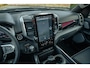 Dodge Ram 1500 Night Premium | Full Option | De Meest Luxe Pick-Up in zijn Klasse | Comfortabele Dubbele Cabine met Royale 5 Zitplaatsen | BPM vrij | Nu Leverbaar uit Voorraad | Voorraad Nr 2200 - 0886 | De specialist in Amerikaanse pick‑ups in Nederland en Europa.