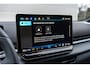 Volkswagen T-Roc 1.5 eTSI 150pk DSG R-Line First Edition | Panoramadak | Trekhaak | 20" Velgen | Harman Kardon