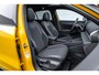 Volkswagen T-Roc 1.5 eTSI 150pk DSG R-Line First Edition | Panoramadak | Trekhaak | 20" Velgen | Harman Kardon