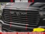Dodge Ram NIGHT PREMIUM | 426PK | STRIPING | LUCHTVERING | HUD | PANO | 360 CAM | Full Option | LIMITED WHEELS | De Meest Luxe Pick-Up in zijn Klasse | Comfortabele Dubbele Cabine met Royale 5 Zitplaatsen | EERSTE EIGENAAR | SMOKE PACK | BOM VOL |