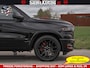 Dodge Ram NIGHT PREMIUM | 426PK | STRIPING | LUCHTVERING | HUD | PANO | 360 CAM | Full Option | LIMITED WHEELS | De Meest Luxe Pick-Up in zijn Klasse | Comfortabele Dubbele Cabine met Royale 5 Zitplaatsen | EERSTE EIGENAAR | SMOKE PACK | BOM VOL |