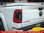 Dodge Ram 1500 Limited Night | 5.7 V8 Hemi Full Option | LPG | Comfortabele Dubbele Cabine met Royale 5 Zitplaatsen | De Meest Luxe en Volle Pick-Up in zijn Klasse | BPM vrij | Nu Leverbaar uit Voorraad | Voorraad Nr v45lp
