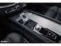 Volvo XC60 2.0 T6 Plug-in hybrid AWD Plus Dark Long Range | Zwenkbare trekhaak | Panorama dak | Adaptieve cruise | Memory | Blis |