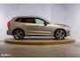 Volvo XC60 2.0 T6 Plug-in hybrid AWD Plus Dark Long Range | Zwenkbare trekhaak | Panorama dak | Adaptieve cruise | Memory | Blis |