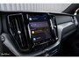 Volvo XC60 2.0 T6 Plug-in hybrid AWD Plus Dark Long Range | Zwenkbare trekhaak | Panorama dak | Adaptieve cruise | Memory | Blis |
