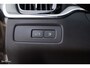 Volvo XC60 2.0 T6 Plug-in hybrid AWD Plus Dark Long Range | Zwenkbare trekhaak | Panorama dak | Adaptieve cruise | Memory | Blis |