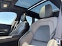 Volvo XC60 2.0 T6 Plug-in hybrid AWD Plus Dark Long Range | Zwenkbare trekhaak | Panorama dak | Adaptieve cruise | Memory | Blis |