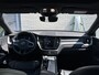 Volvo XC60 2.0 T6 Plug-in hybrid AWD Plus Dark Long Range | Zwenkbare trekhaak | Panorama dak | Adaptieve cruise | Memory | Blis |